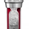 KitchenAid Sodastream ARTISAN In Liebesapfelrot 1 KitchenAid Sodastream ARTISAN In Liebesapfelrot -Leonardo Shop 5KSS1121CA front wbottleBubble xl