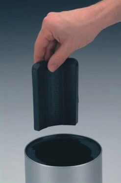 Alfi Flaschenkühler IcePod Edelstahl Poliert 9 Alfi Flaschenkühler IcePod Edelstahl Poliert -Leonardo Shop IcePod Akku